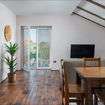 Apartment Super Villa In Zadar, Free Parking
